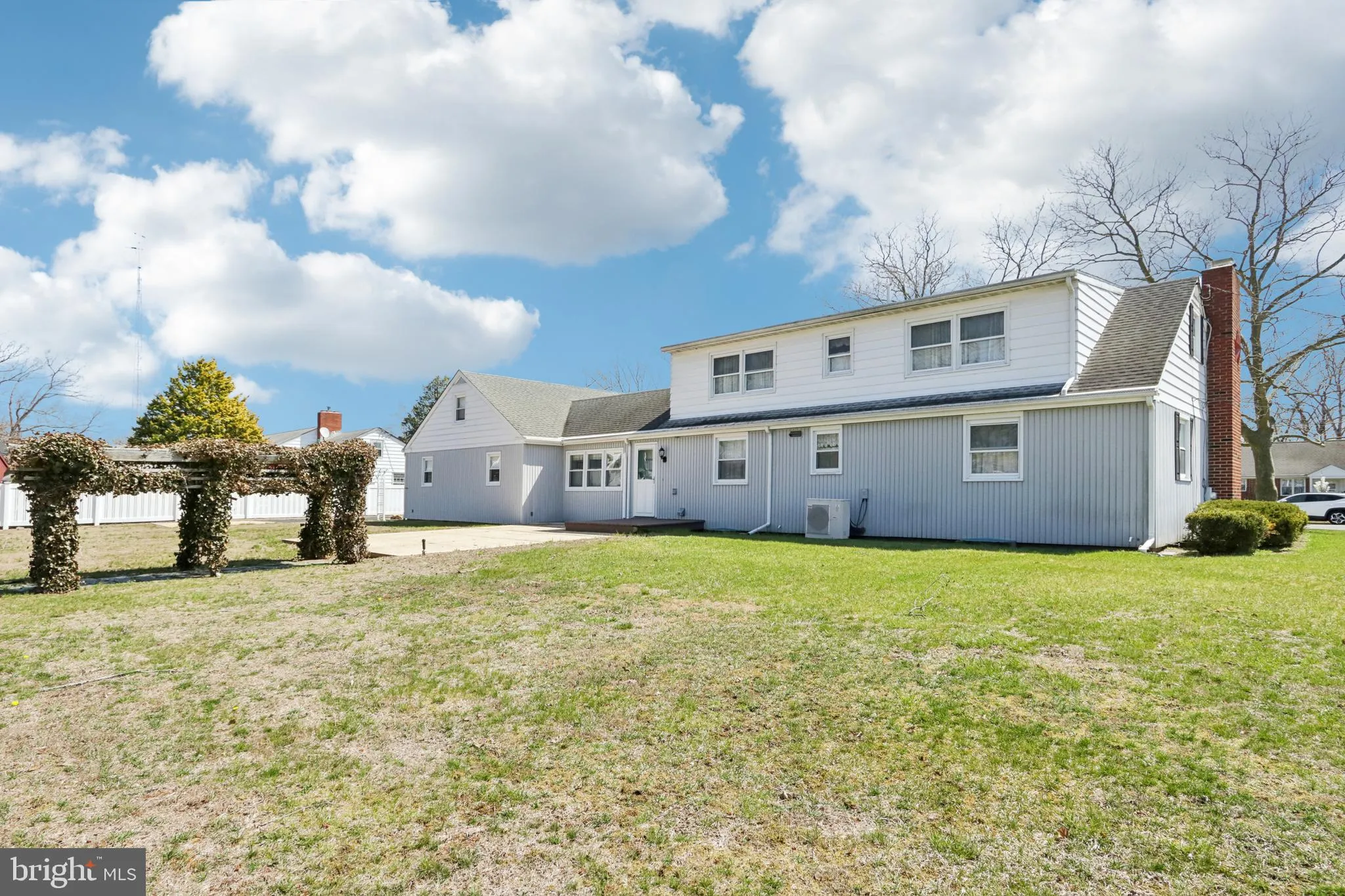 Millville, New Jersey 08332, United States, 3 Bedrooms Bedrooms, ,2 BathroomsBathrooms,Residential,Pending,100574