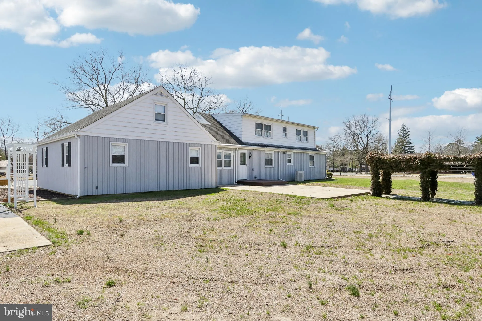 Millville, New Jersey 08332, United States, 3 Bedrooms Bedrooms, ,2 BathroomsBathrooms,Residential,Pending,100574