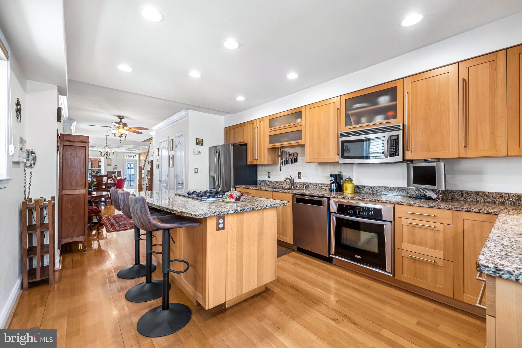 RIVERSIDE - Residential