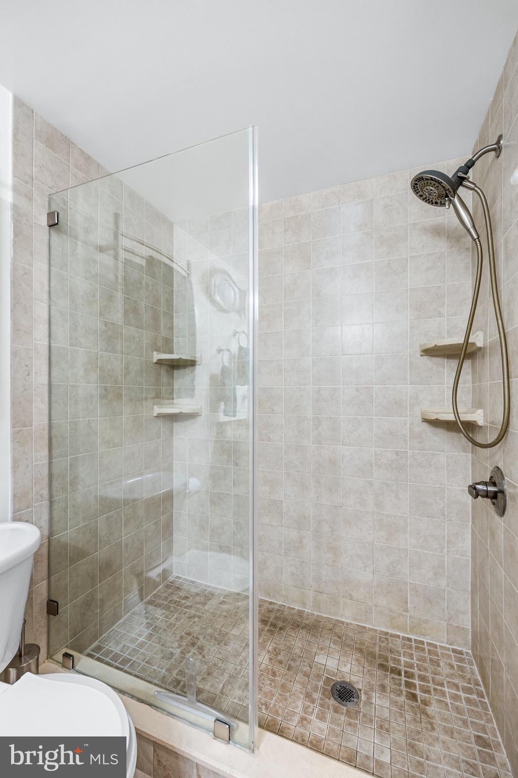 RIVERSIDE - Residential