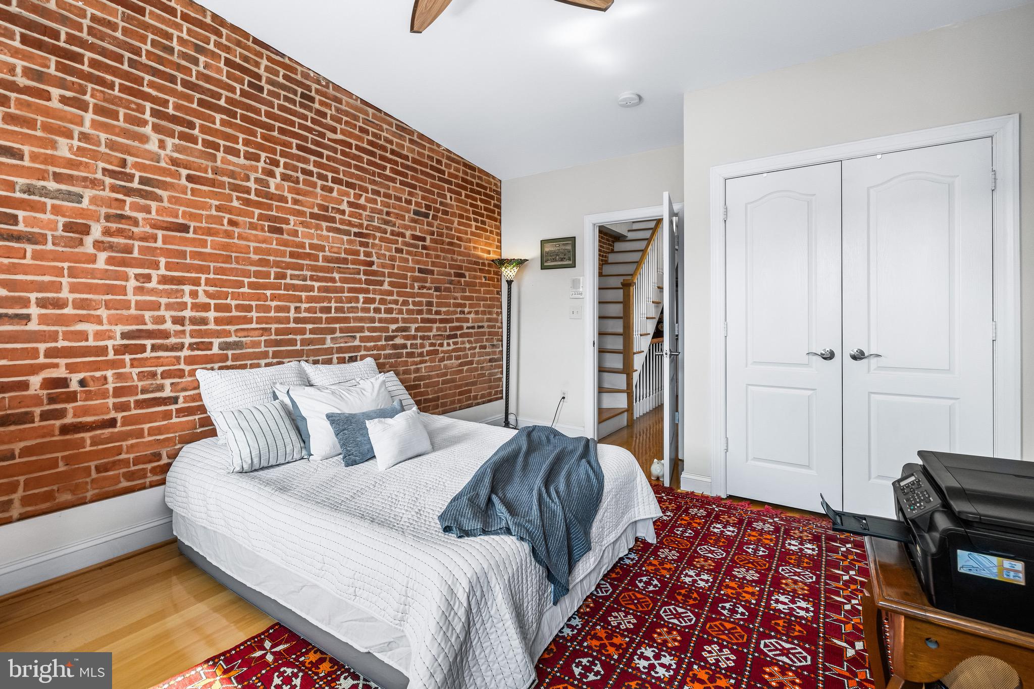 RIVERSIDE - Residential