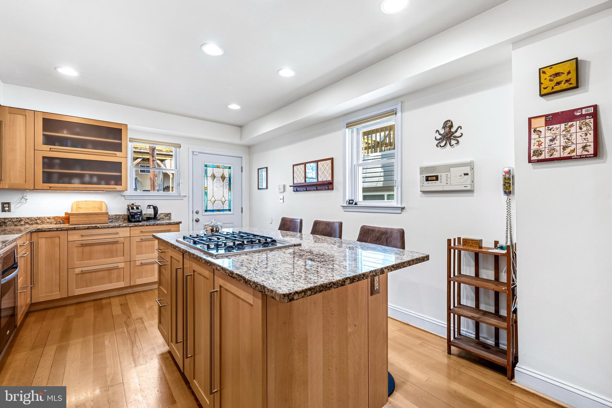 RIVERSIDE - Residential