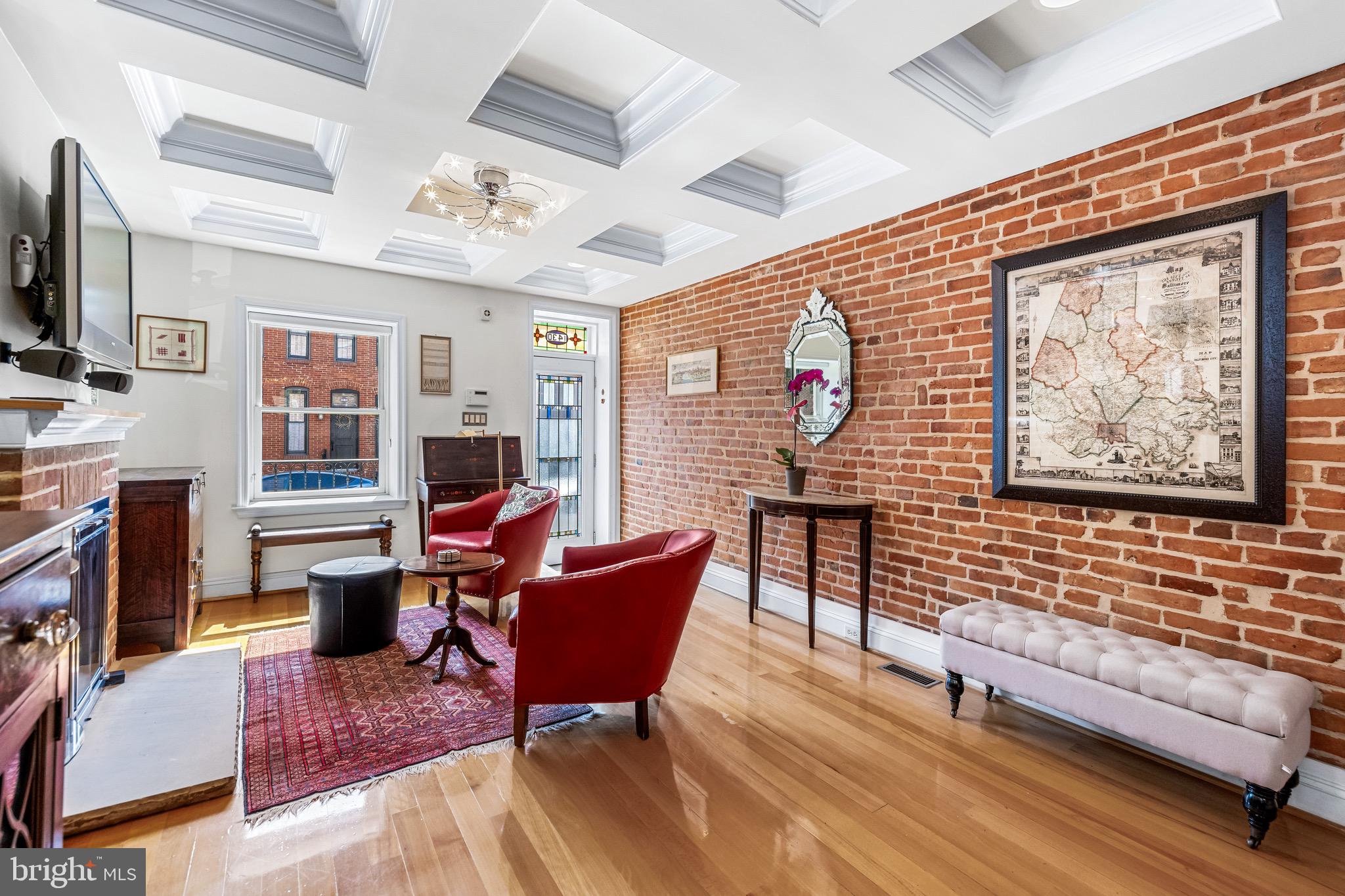 RIVERSIDE - Residential