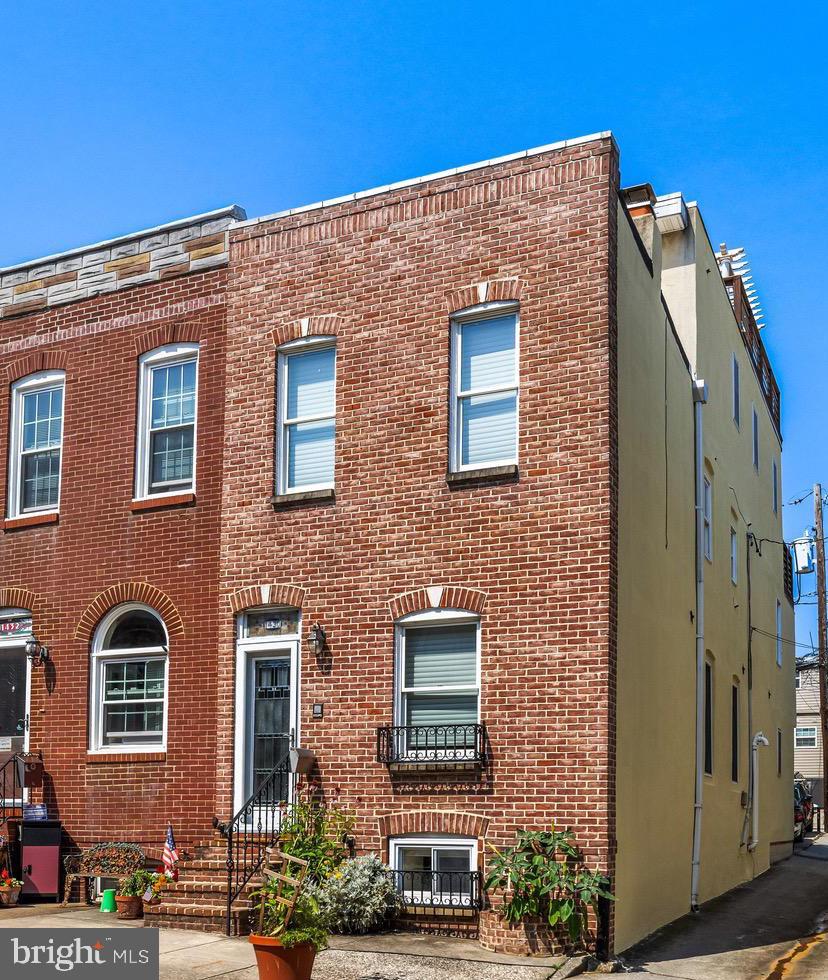 RIVERSIDE - Residential