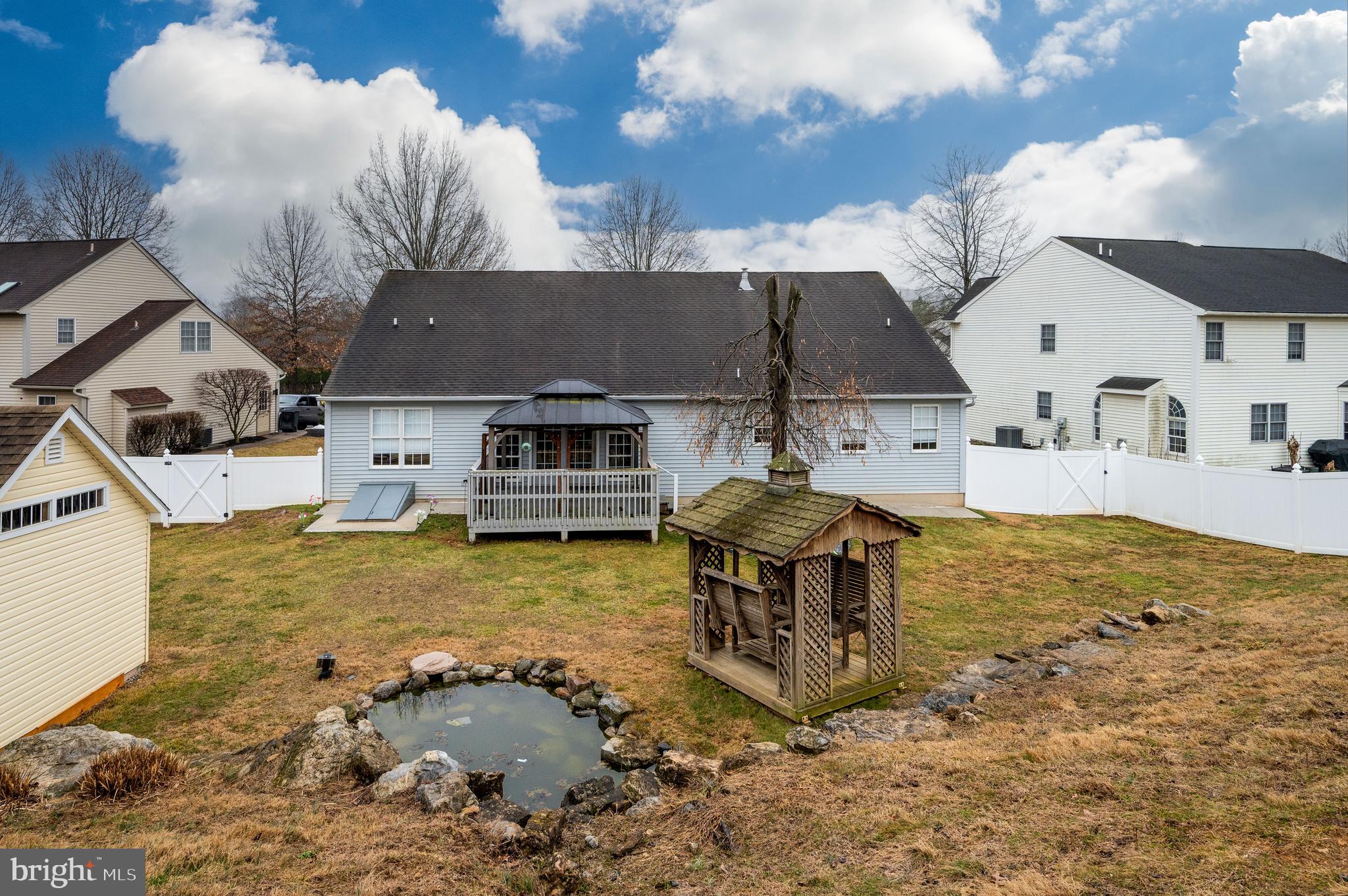 GREEN VALLEY ESTAT - Residential