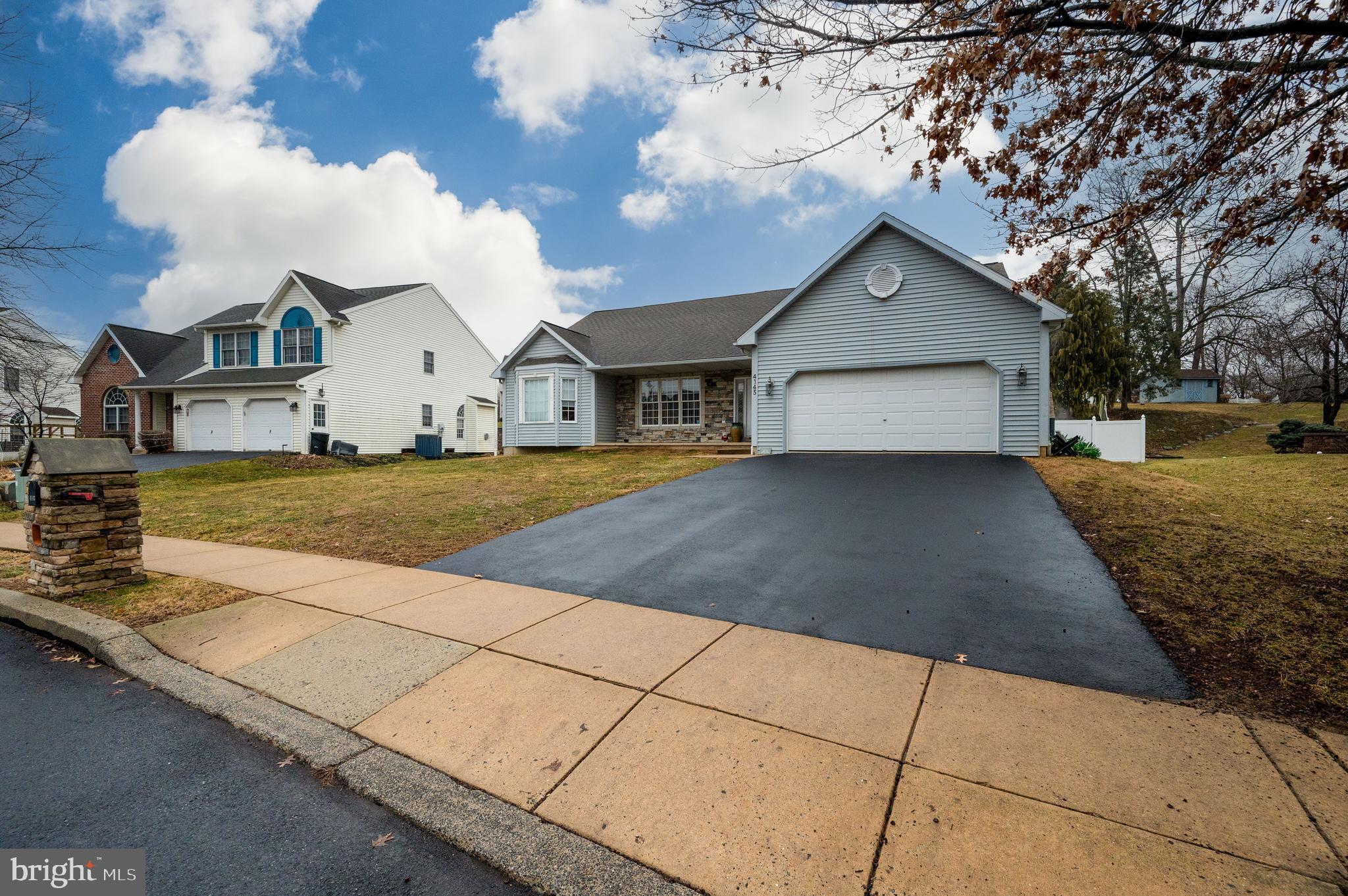 GREEN VALLEY ESTAT - Residential