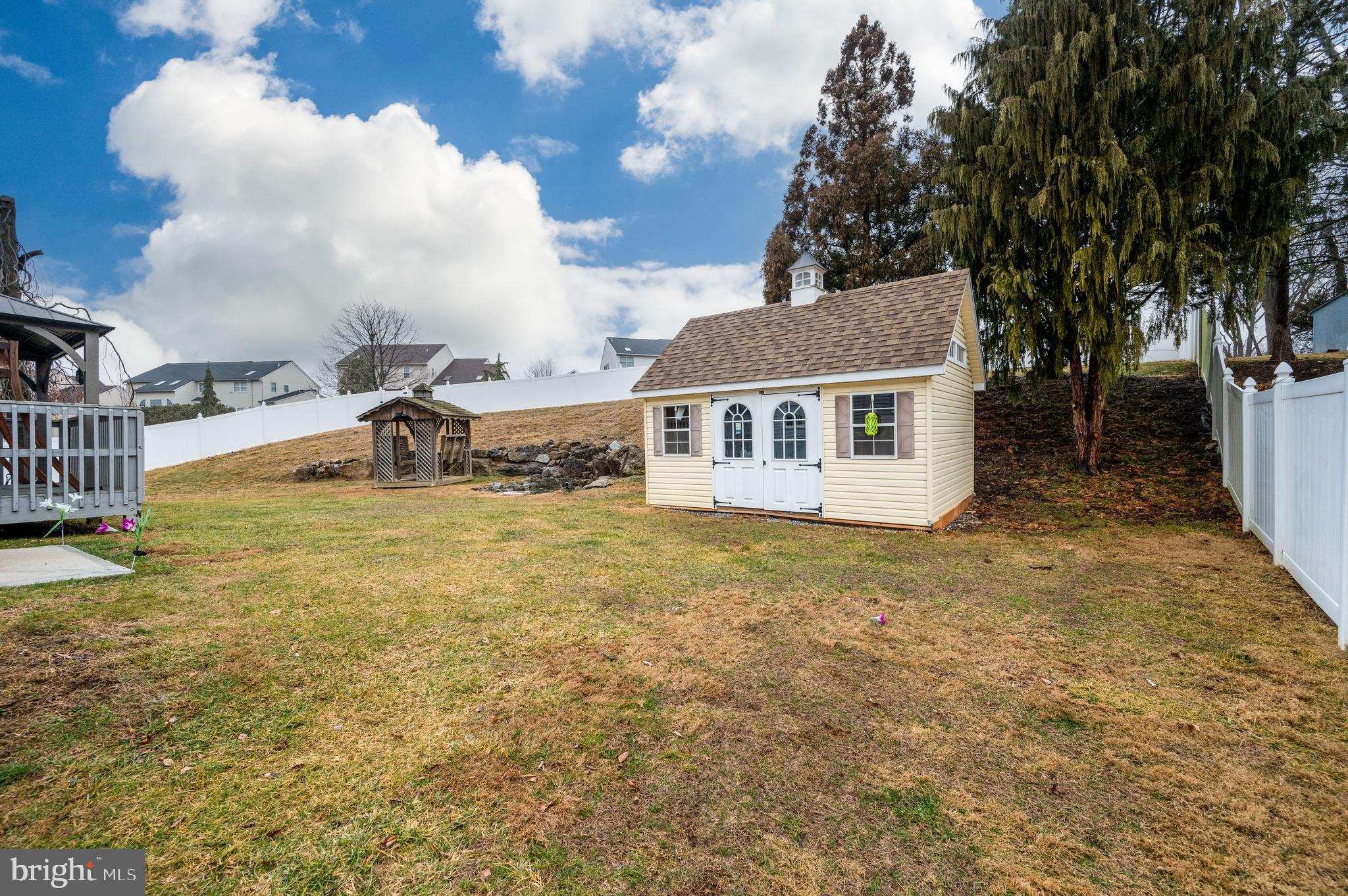 GREEN VALLEY ESTAT - Residential