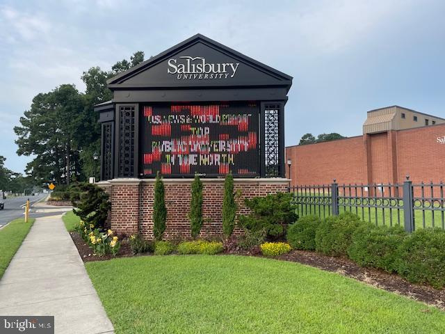 1014 ADAMS AVENUE 1A