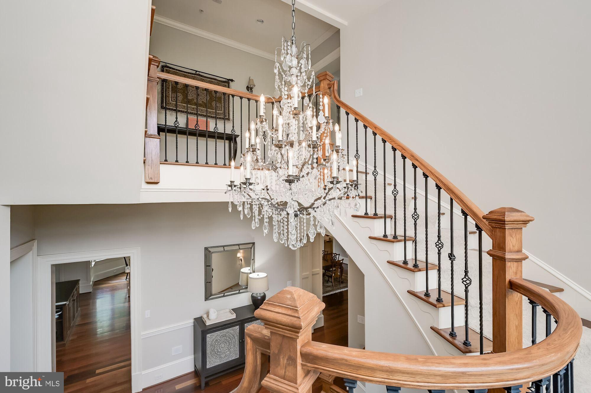 MERRY GO ROUND FARM - Residential