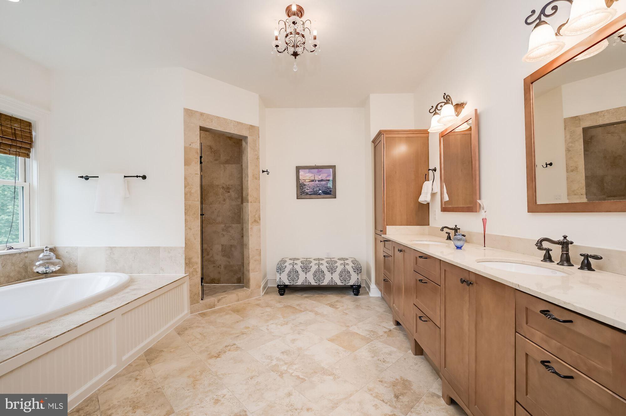 MERRY GO ROUND FARM - Residential