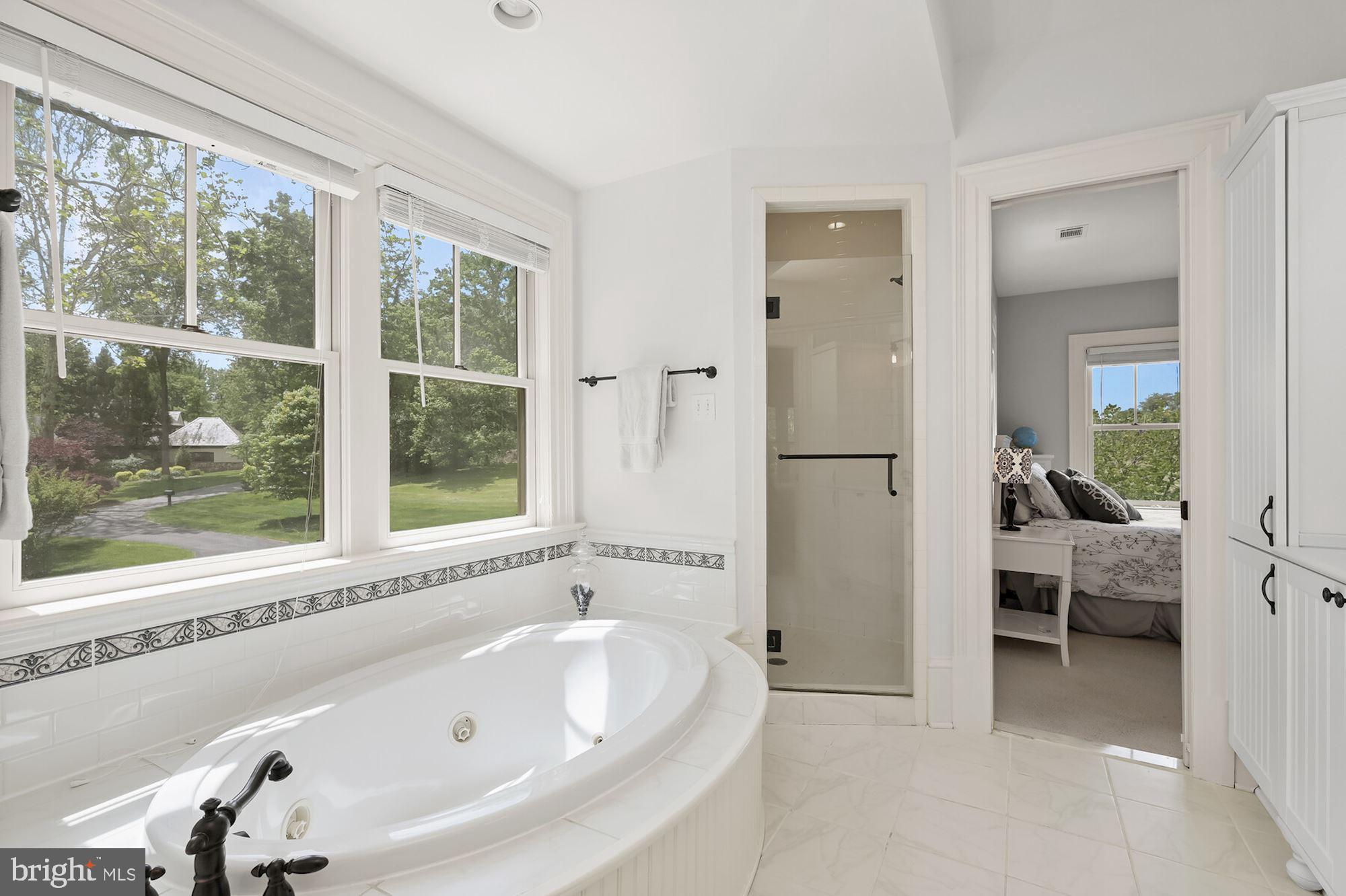 MERRY GO ROUND FARM - Residential