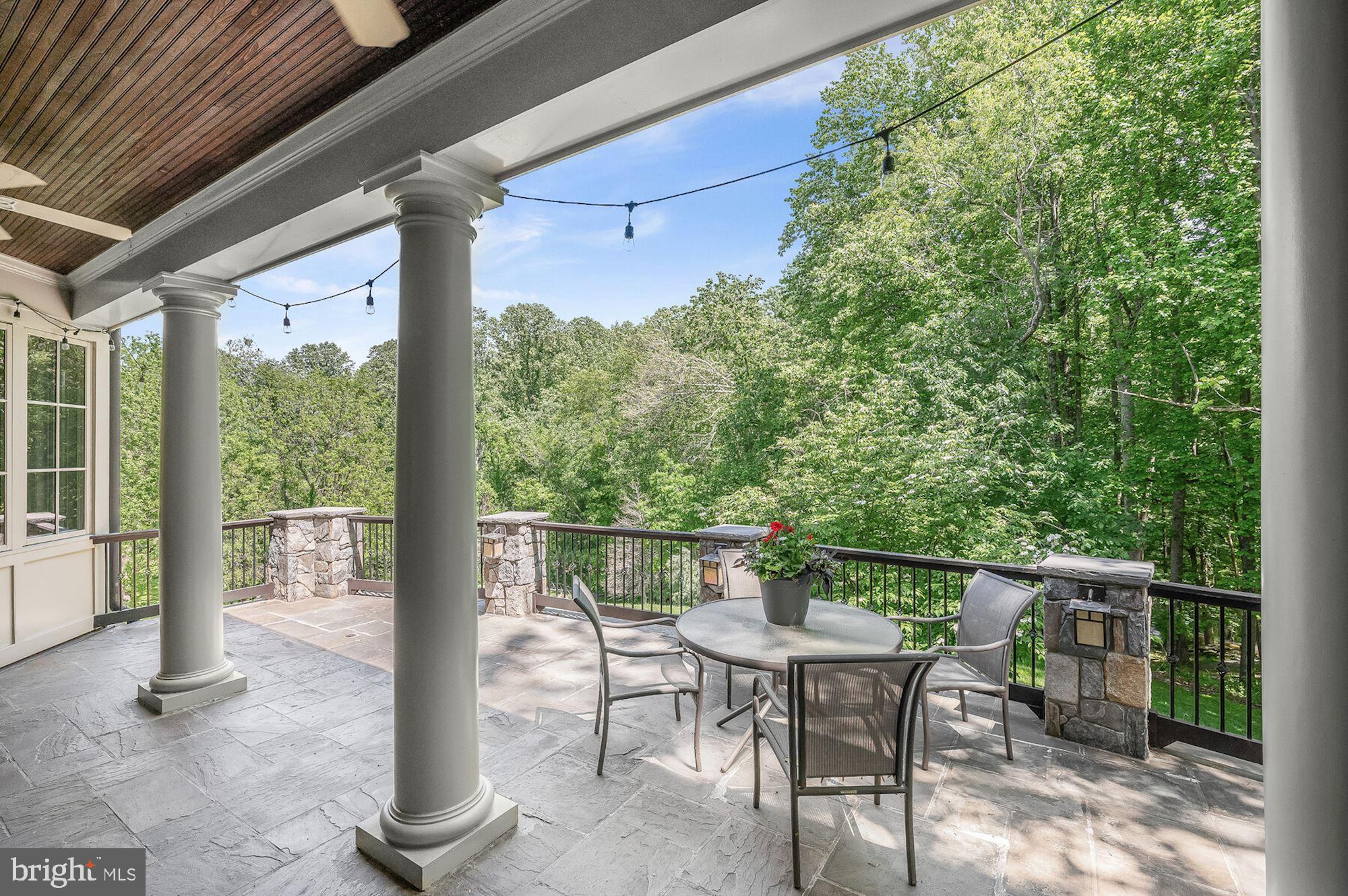 MERRY GO ROUND FARM - Residential