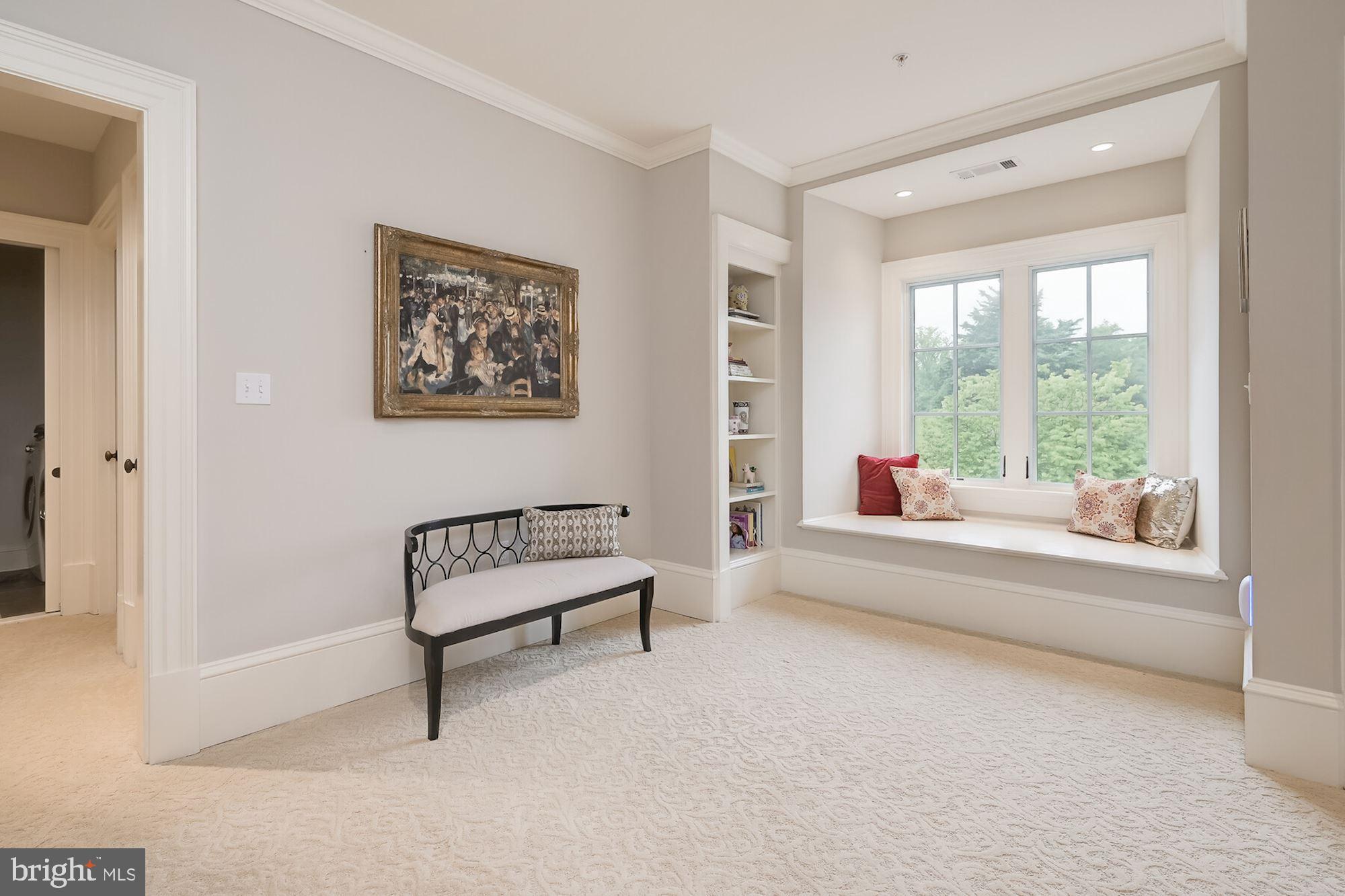 MERRY GO ROUND FARM - Residential