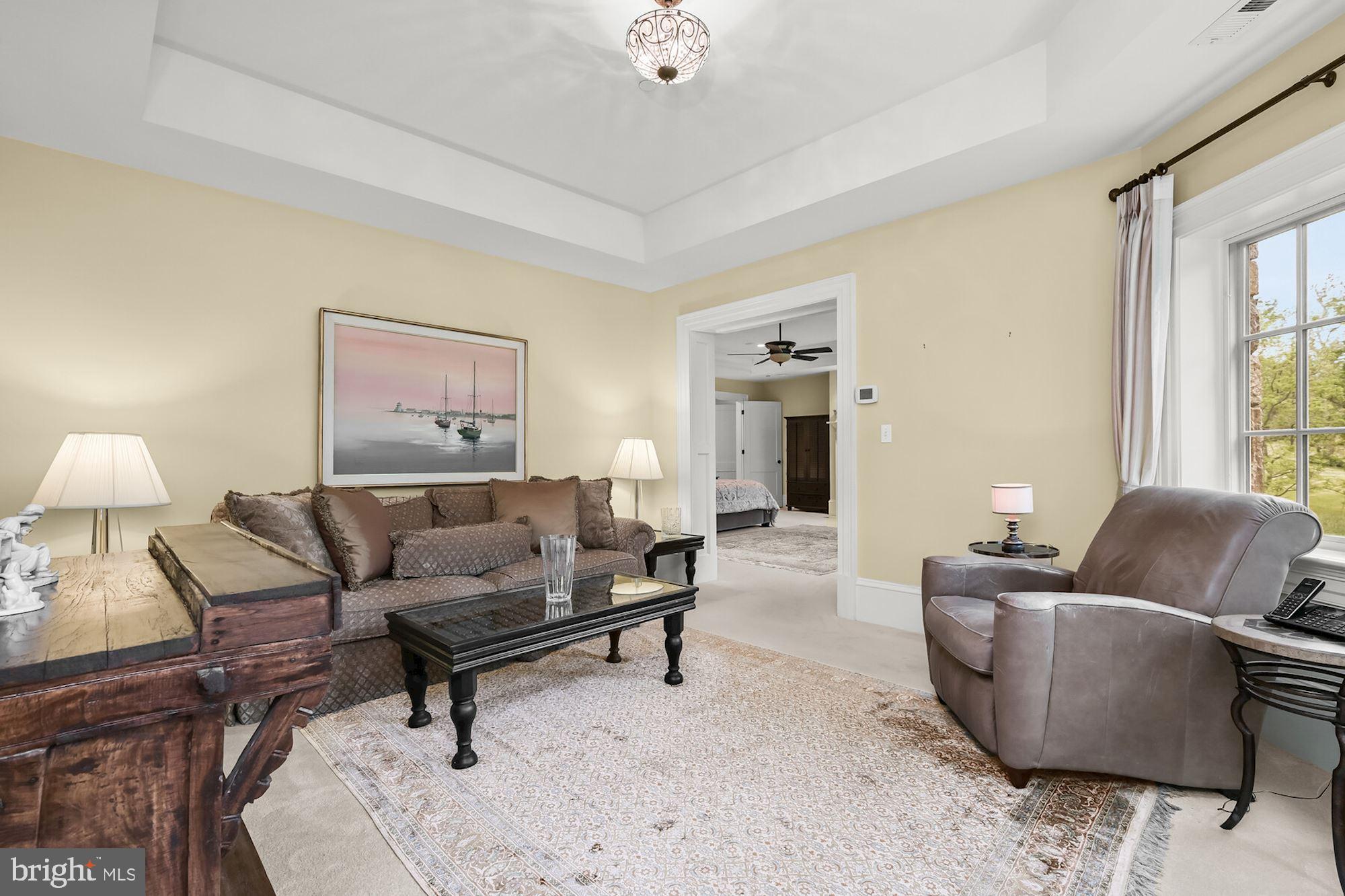 MERRY GO ROUND FARM - Residential