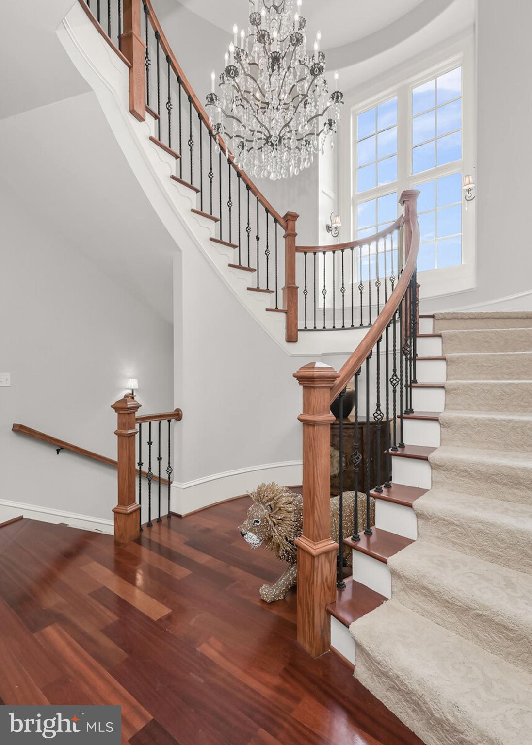 MERRY GO ROUND FARM - Residential