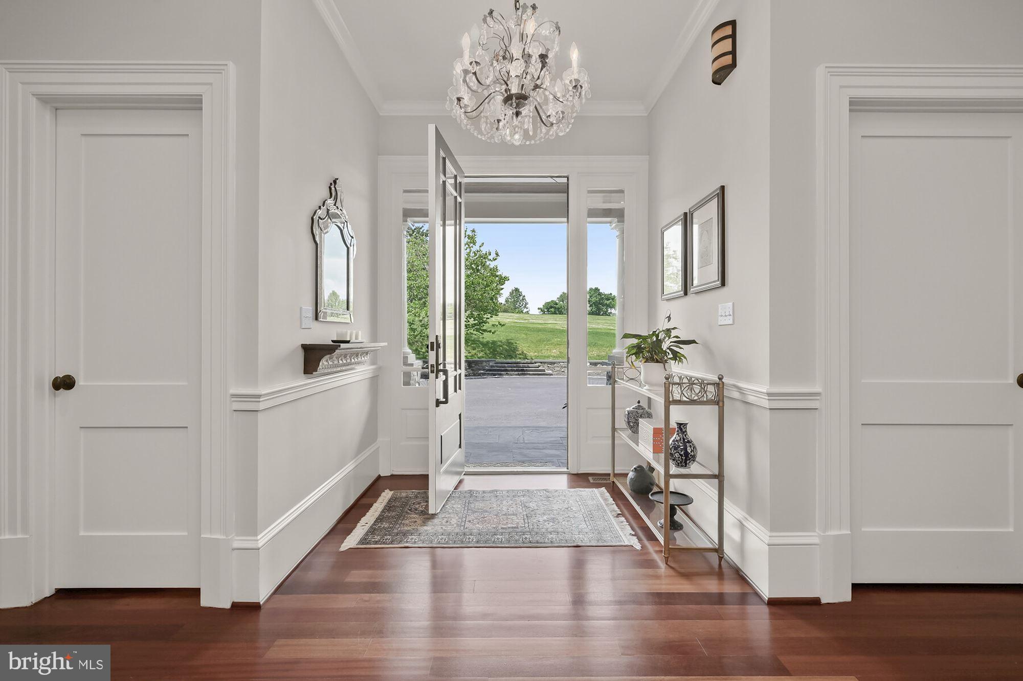 MERRY GO ROUND FARM - Residential