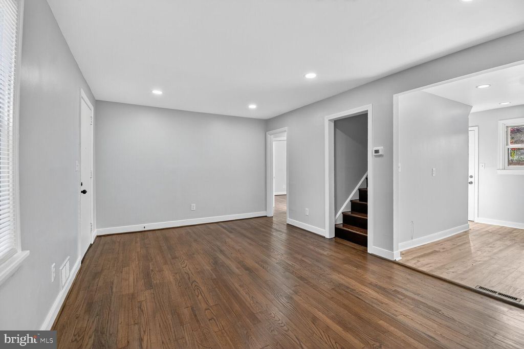 Photo of 2814 Munson Street, SILVER SPRING, MD 20902 (MLS # MDMC2205080)
