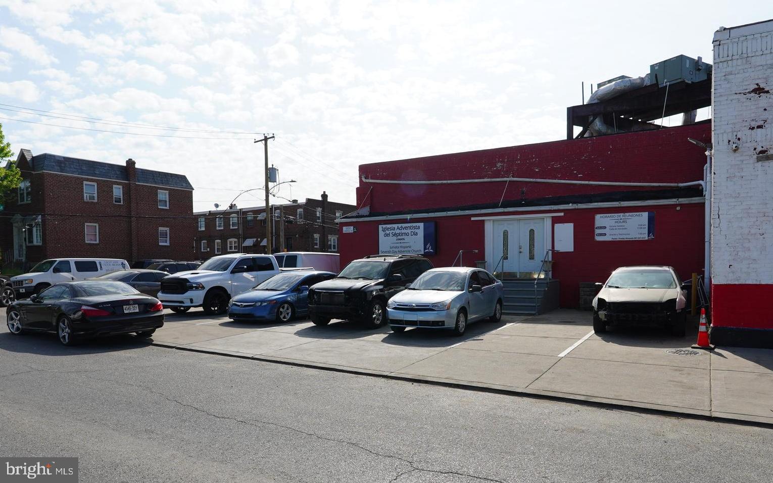 OXFORD CIRCLE - Commercial Lease