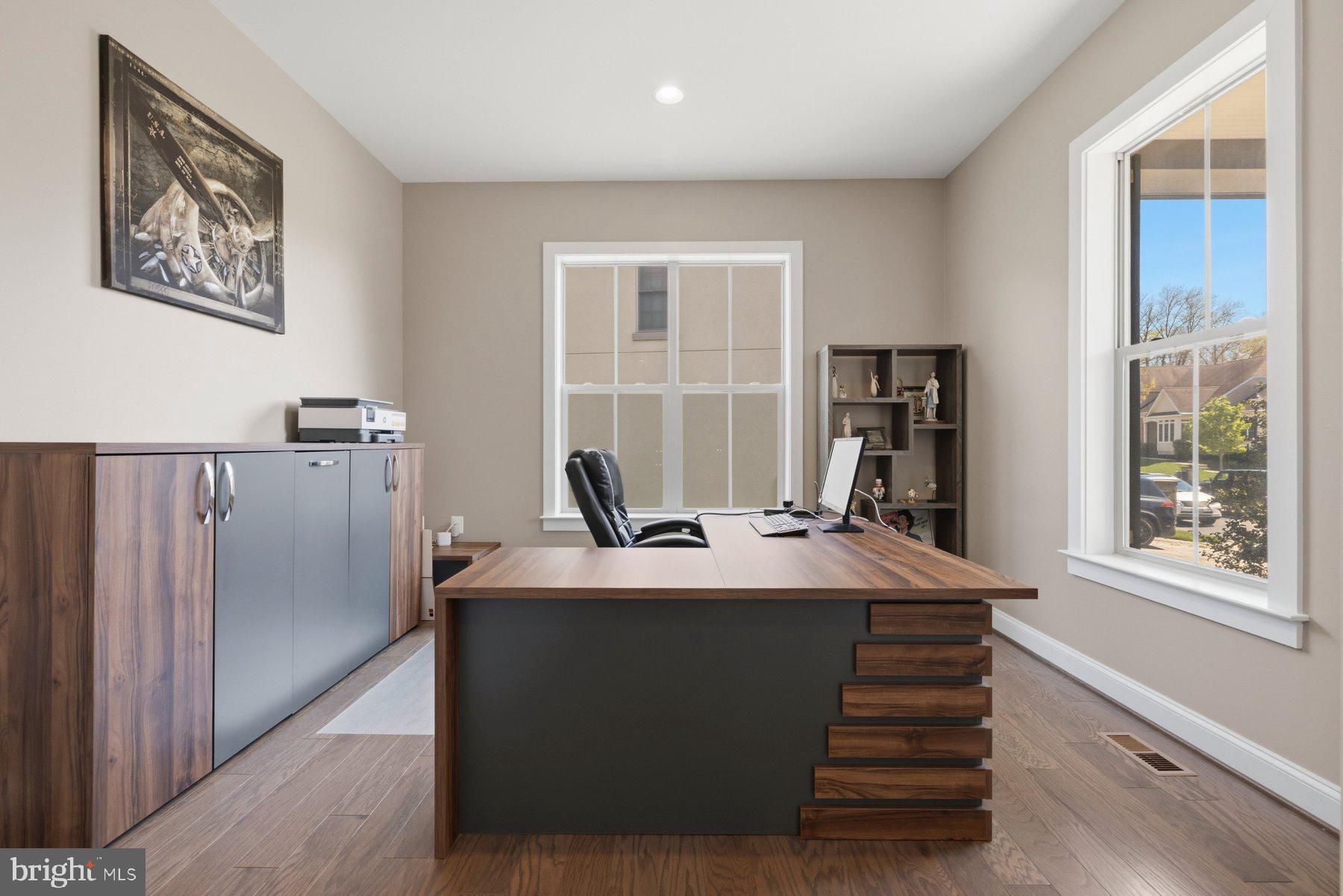 WORMANS MILL - Residential