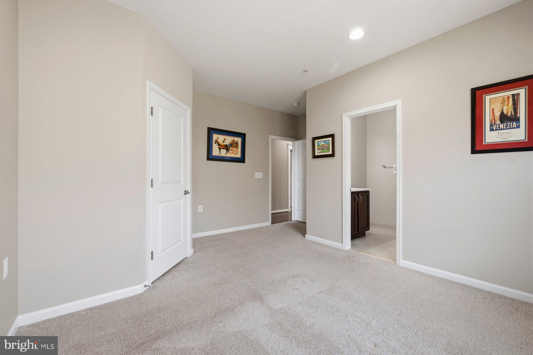 WORMANS MILL - Residential