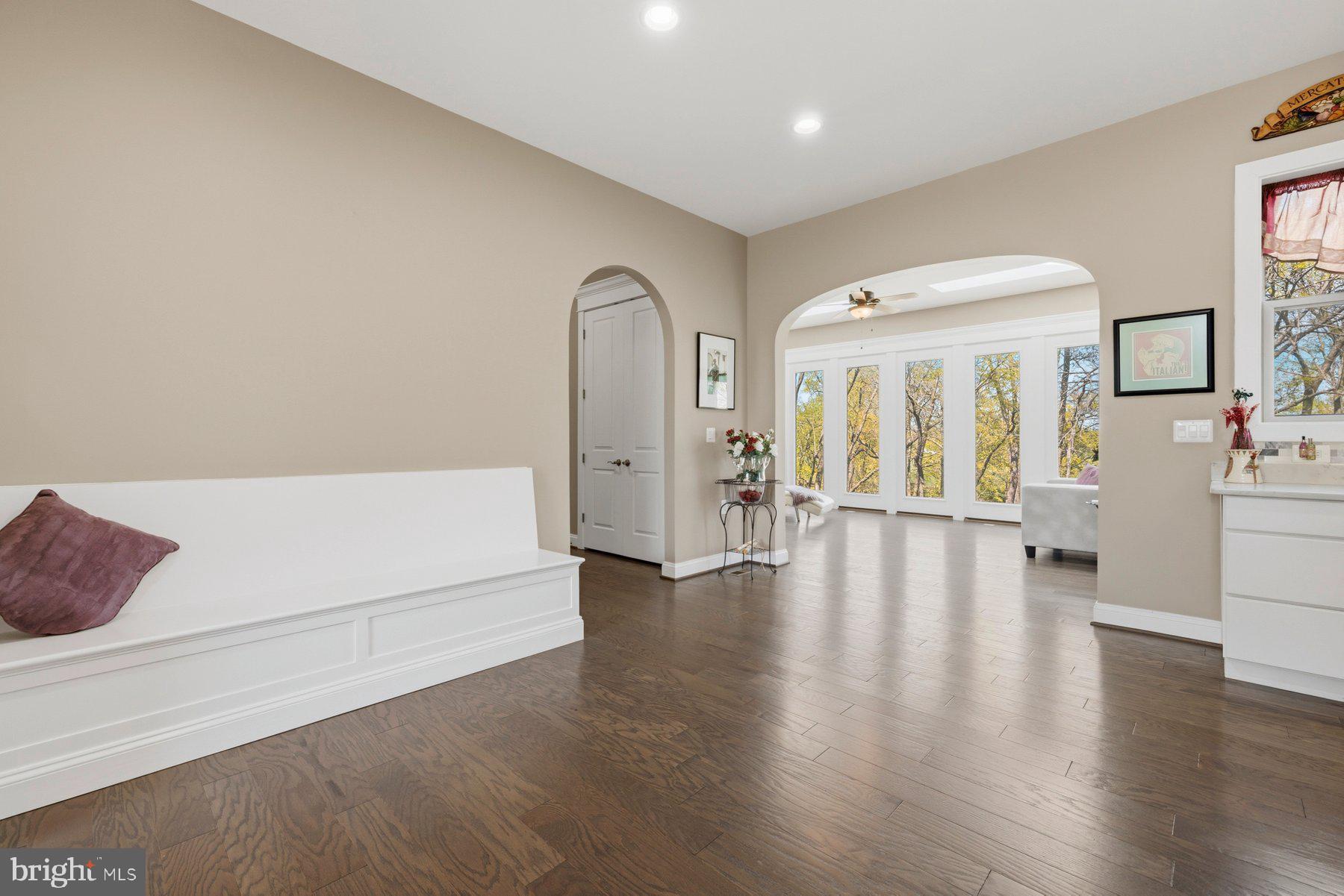 WORMANS MILL - Residential