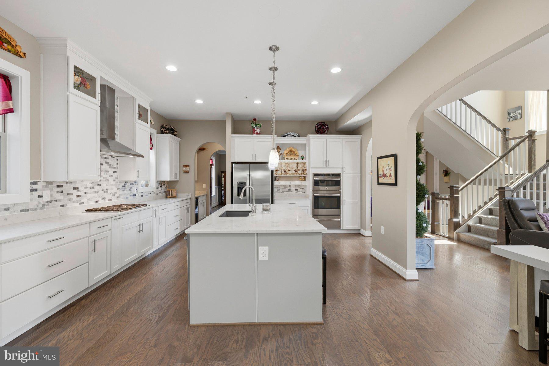 WORMANS MILL - Residential