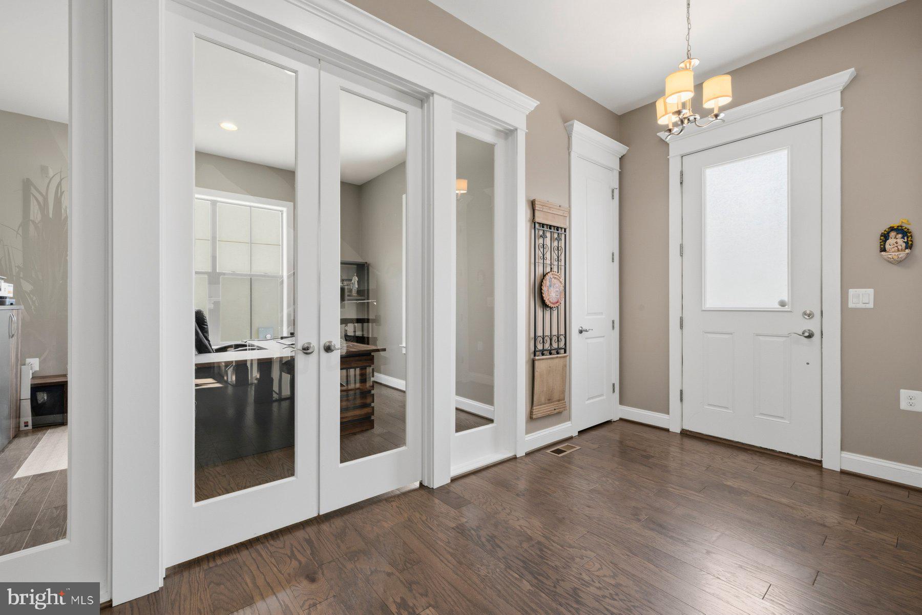 WORMANS MILL - Residential