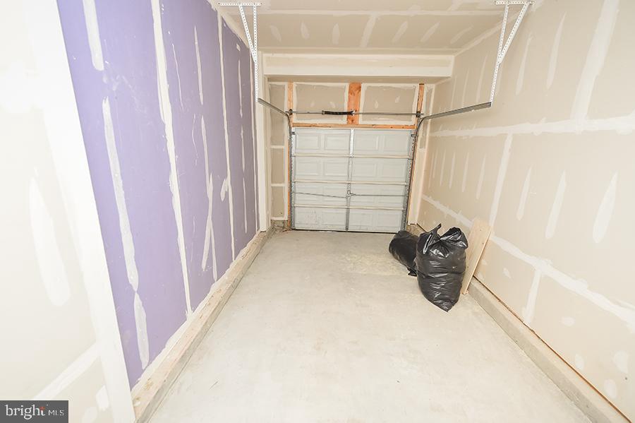 AYDELOTTE ESTATES - Residential Lease