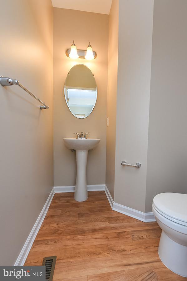 AYDELOTTE ESTATES - Residential Lease