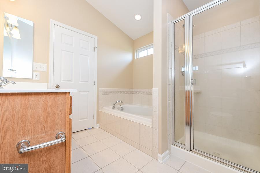 AYDELOTTE ESTATES - Residential Lease