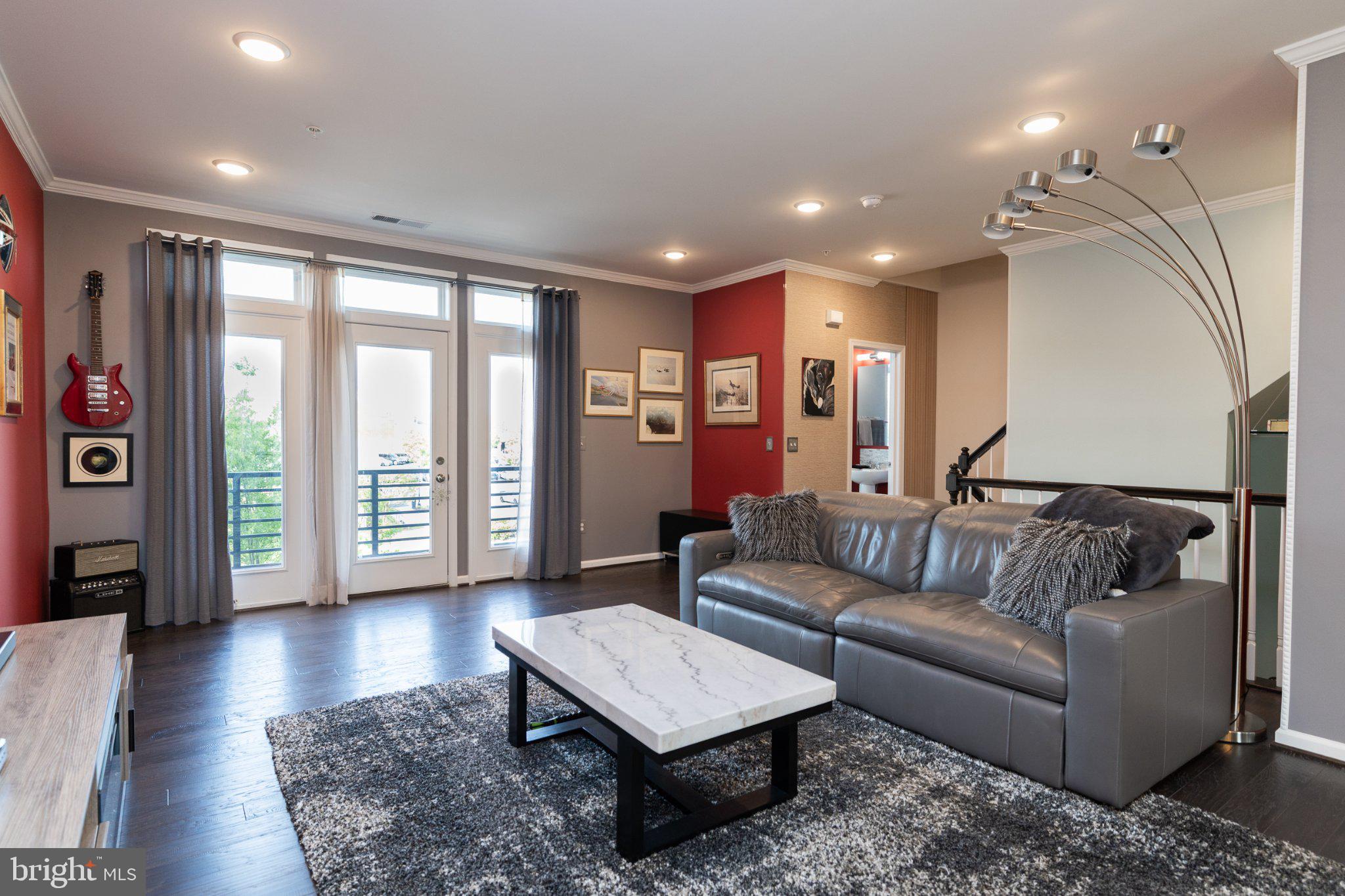 LOFTS AT VILLAGE WALK - Residential