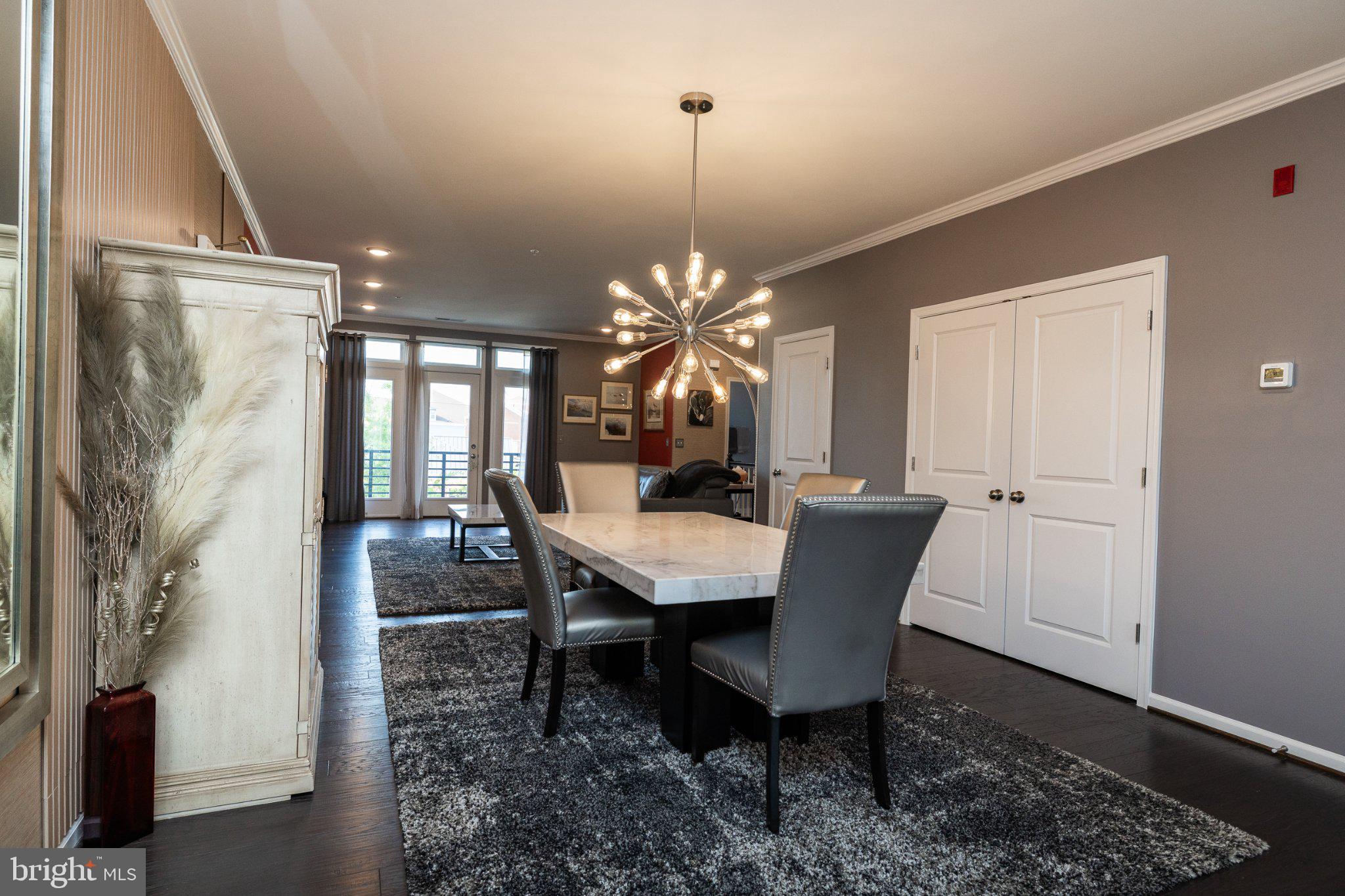 LOFTS AT VILLAGE WALK - Residential