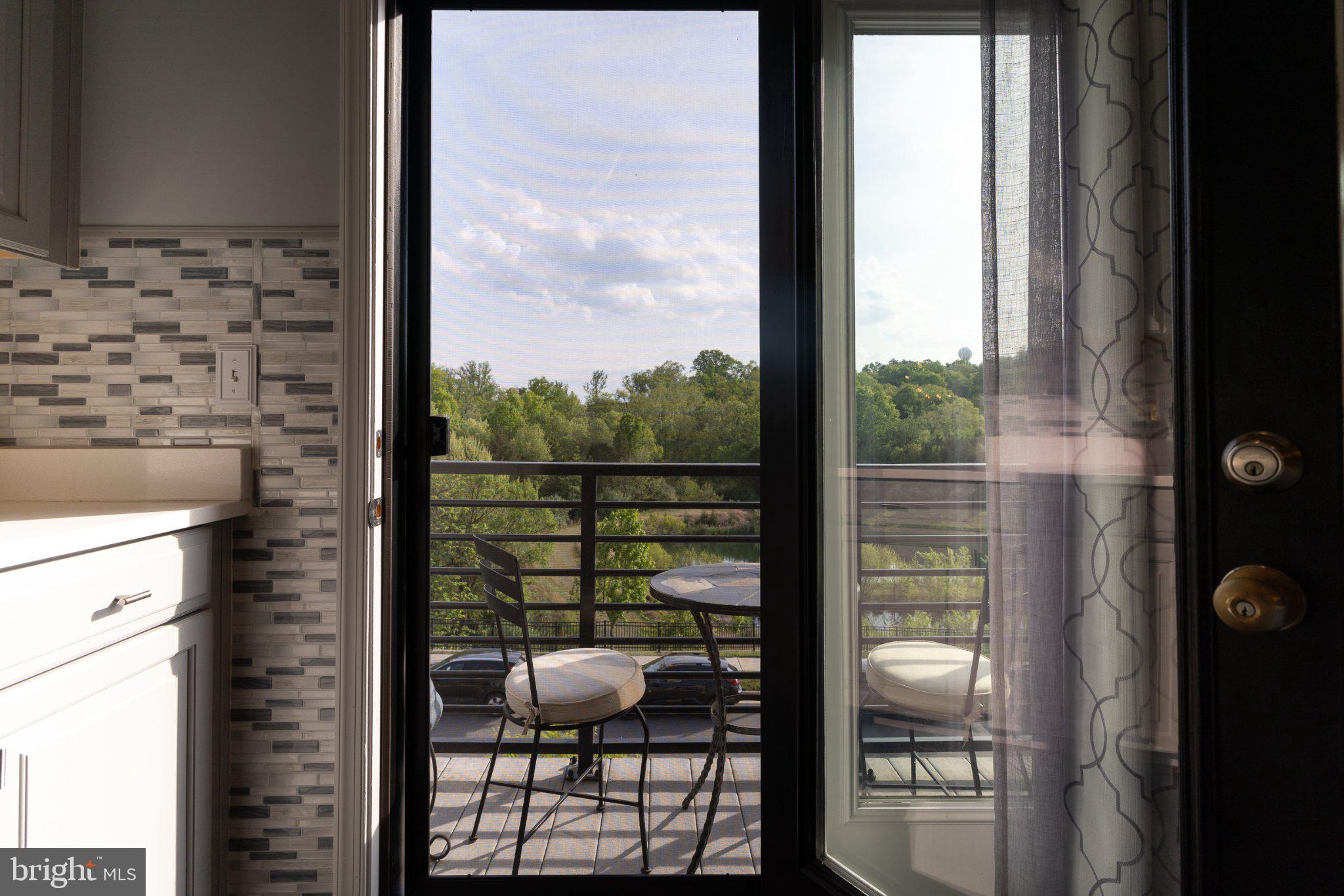 LOFTS AT VILLAGE WALK - Residential