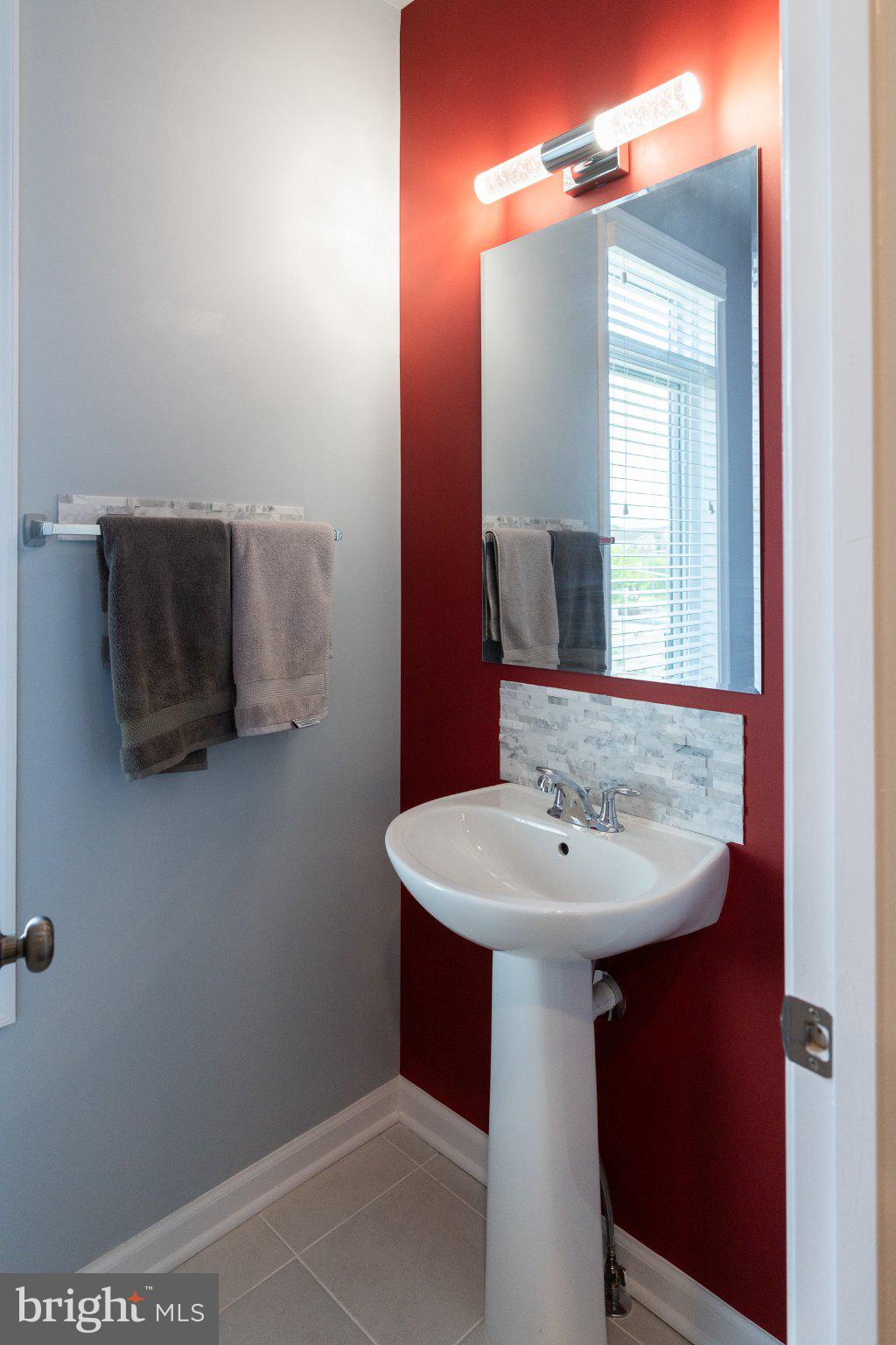 LOFTS AT VILLAGE WALK - Residential