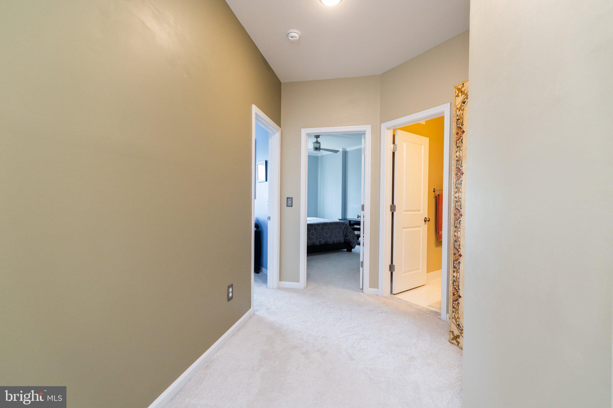 LOFTS AT VILLAGE WALK - Residential