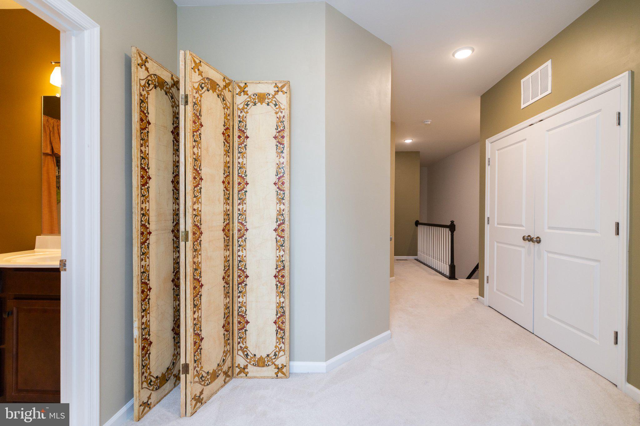 LOFTS AT VILLAGE WALK - Residential