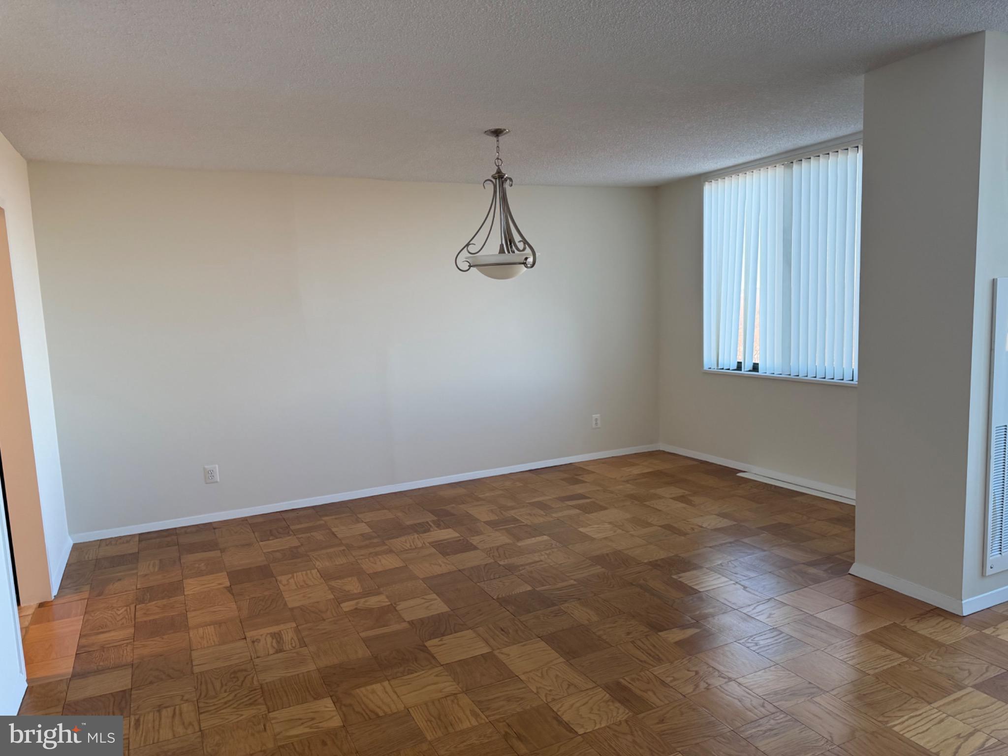 5225 POOKS HILL ROAD 1804N