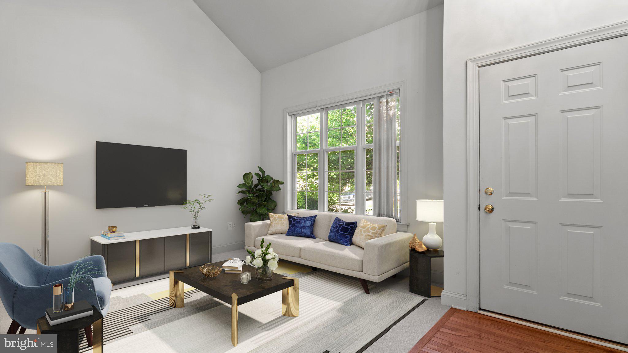 104 LANTERN COURT