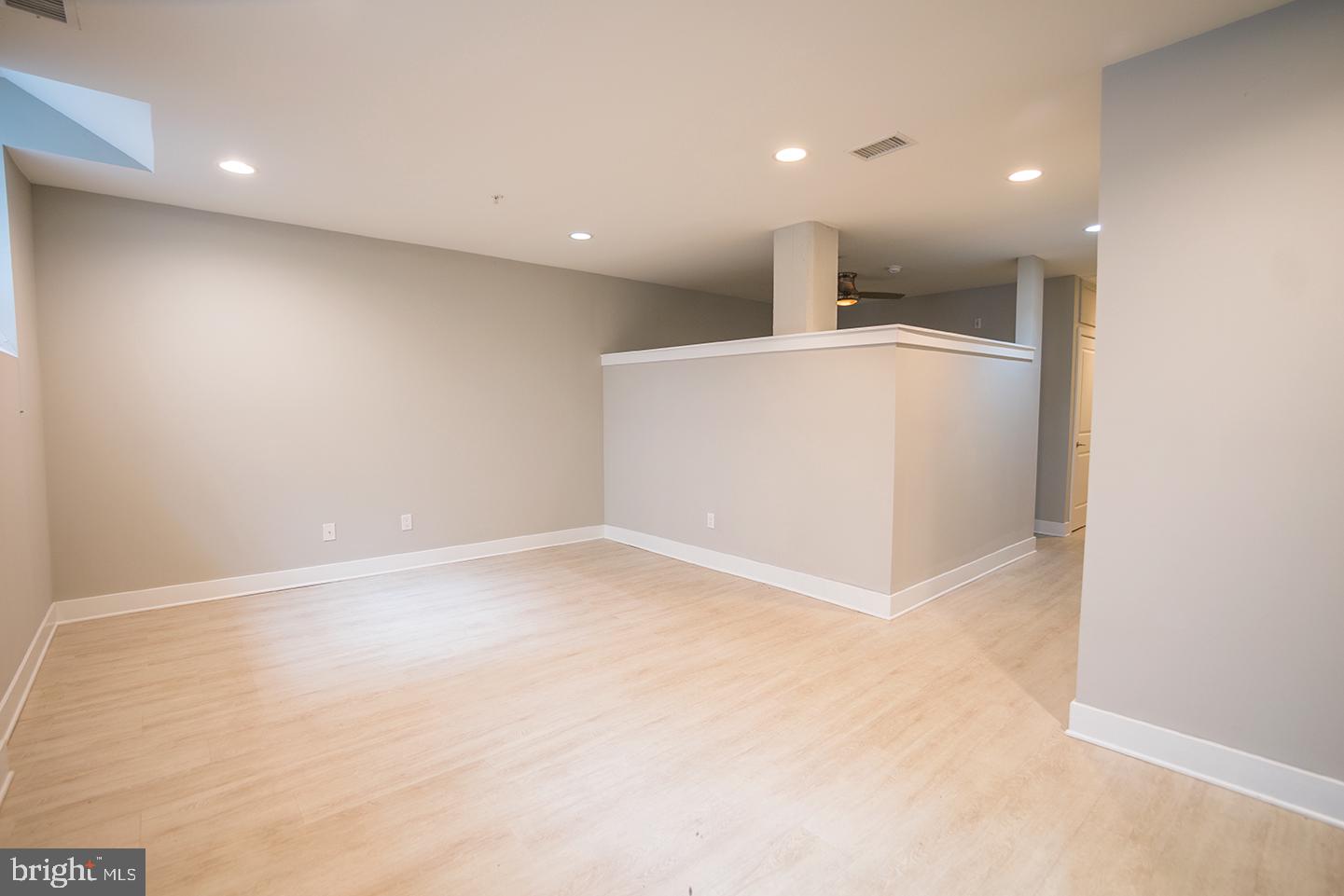 GRADUATE HOSPITAL - Residential Lease