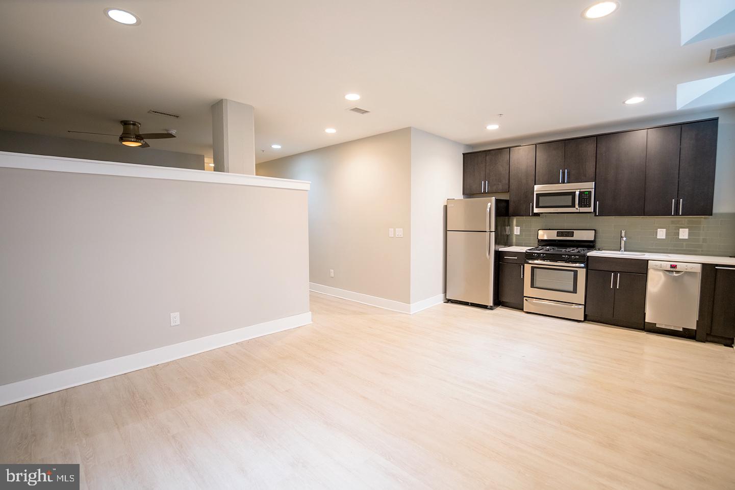 GRADUATE HOSPITAL - Residential Lease