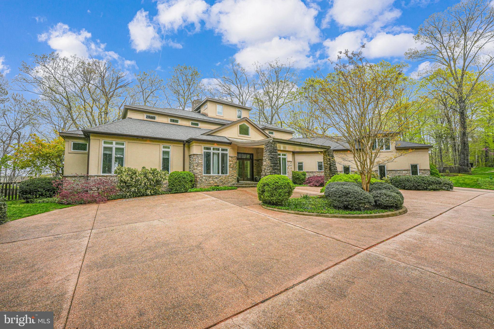 87 E RIVER BEND ROAD