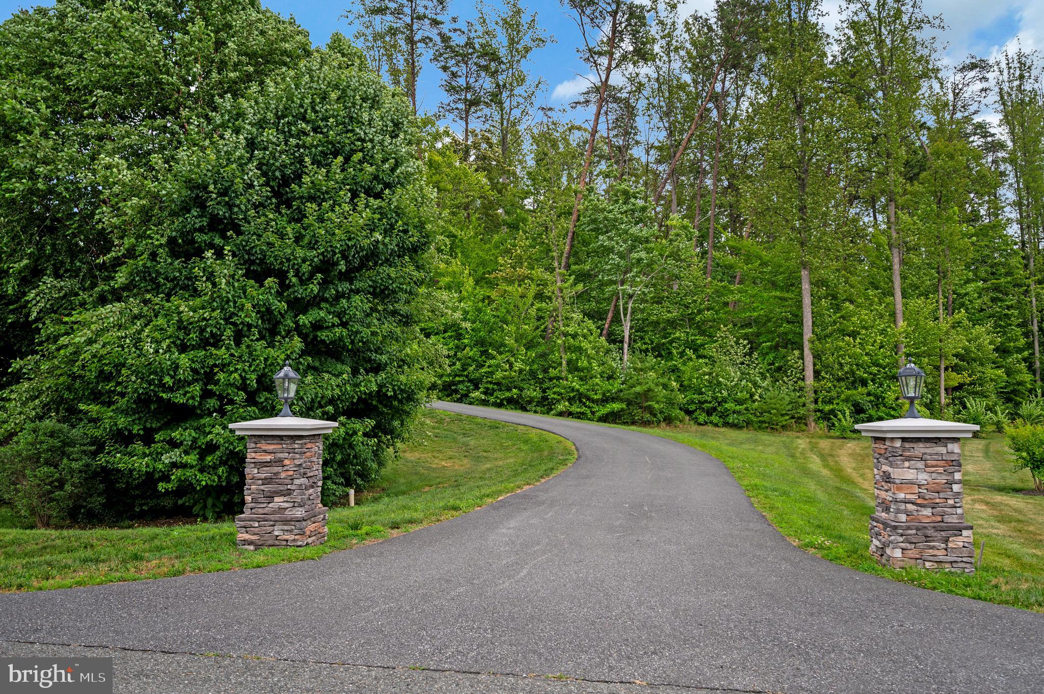 15 SWEET WILLIAM DRIVE