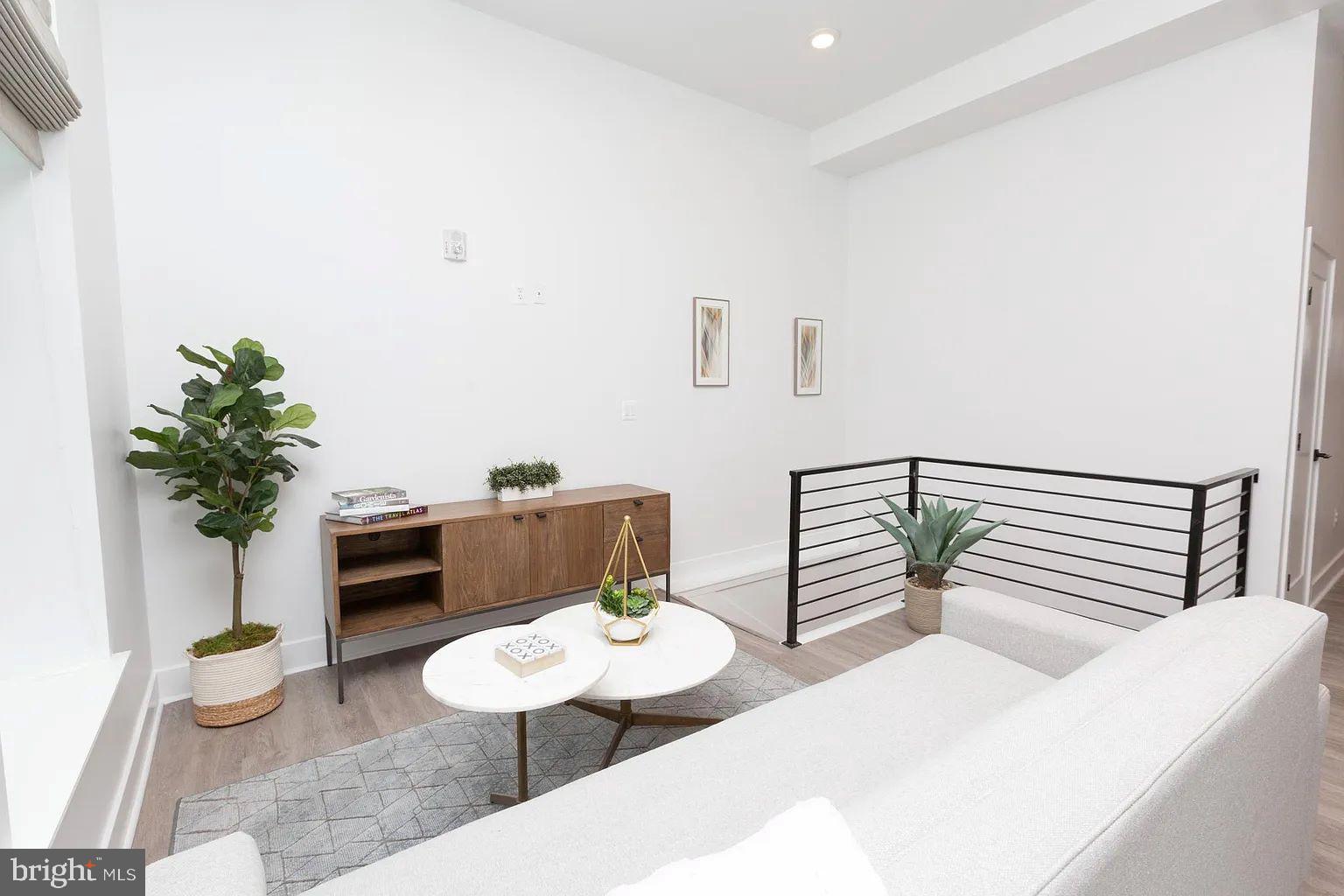 Discover your ideal apartment in The Roland, where luxury living meets historic charm in the heart of Fells Point. Nestled in this picturesque neighborhood, our stunning apartments offer a refined living experience.
Built in 2020, these new apartments step into open floor plans with soaring ceilings, creating an airy, welcoming ambiance that's flooded with natural light. Your gourmet kitchen, adorned with sleek stainless-steel appliances and black matte hardware, will inspire your inner chef. The custom walk-in closets, quartz countertops, white hexagon mosaic tile, engineered hardwood flooring, and posh lighting add more than a touch of opulence to your everyday routine as shown in the model home photos at The Roland.
Welcome to Fells Point, where charming cobblestone streets meet the waterfront. This pedestrian-friendly neighborhood boasts an array of bars, top-rated restaurants, and boutique stores. It's also home to one of Baltimore's most luxurious hotels, The Pendry. Explore historic streets, savor a lively culinary scene, and immerse yourself in the rich history and vibrant culture of this unique Baltimore neighborhood.
Your oasis at The Roland awaits, and we are ready to help you find your dream apartment!