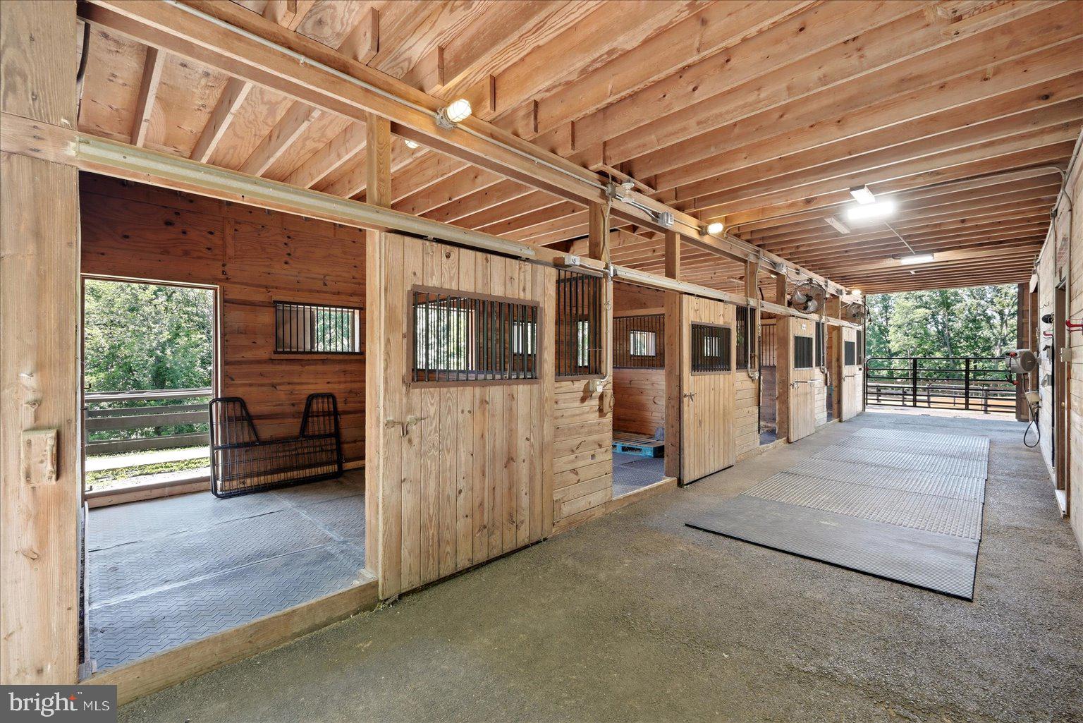 5221 MOUNTAIN VIEW DRIVE