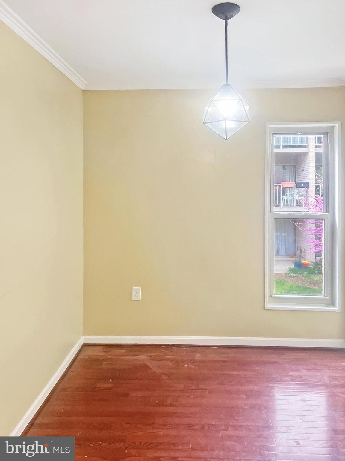 CANTERBURY SQUARE - Residential