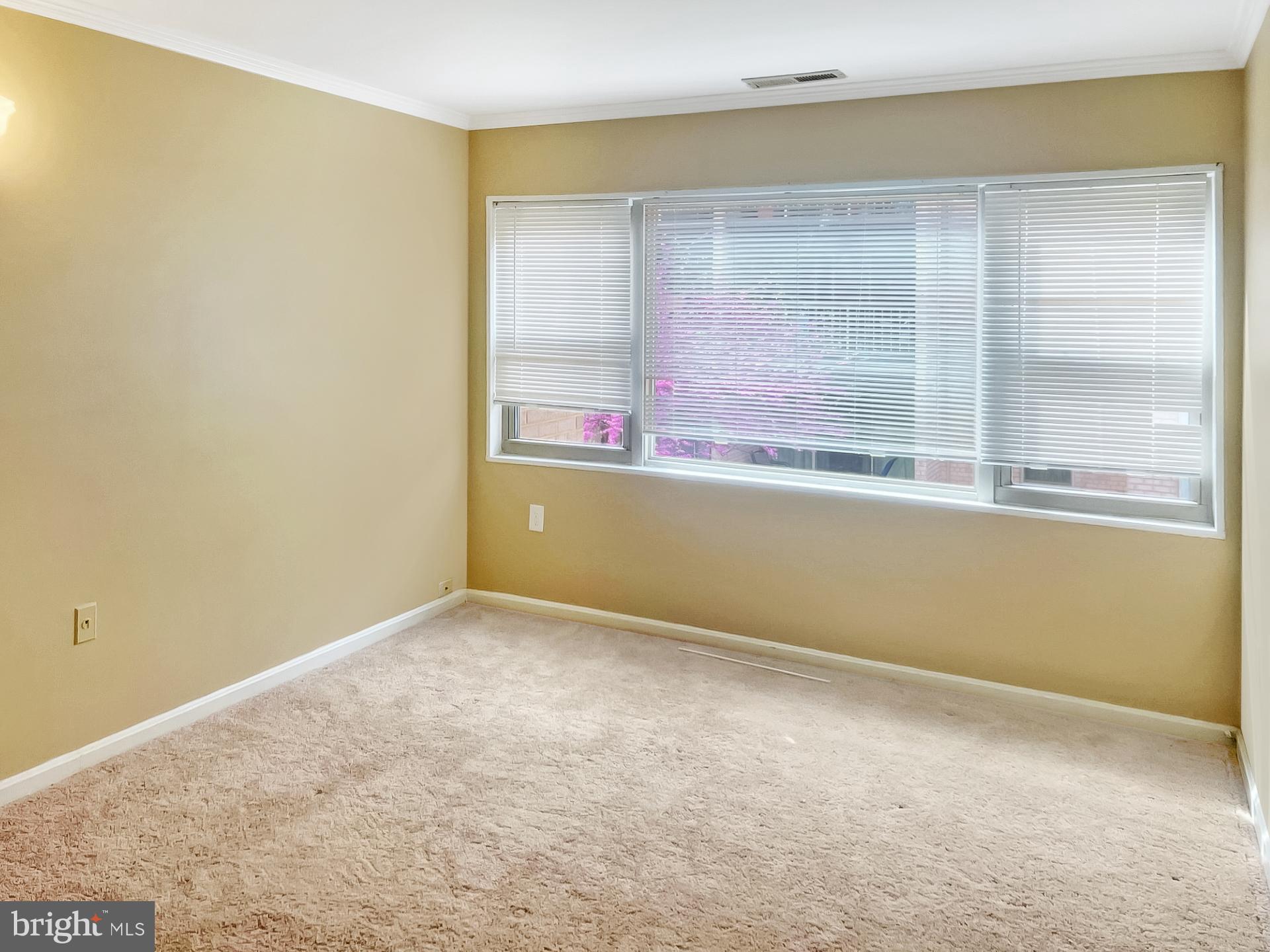 CANTERBURY SQUARE - Residential