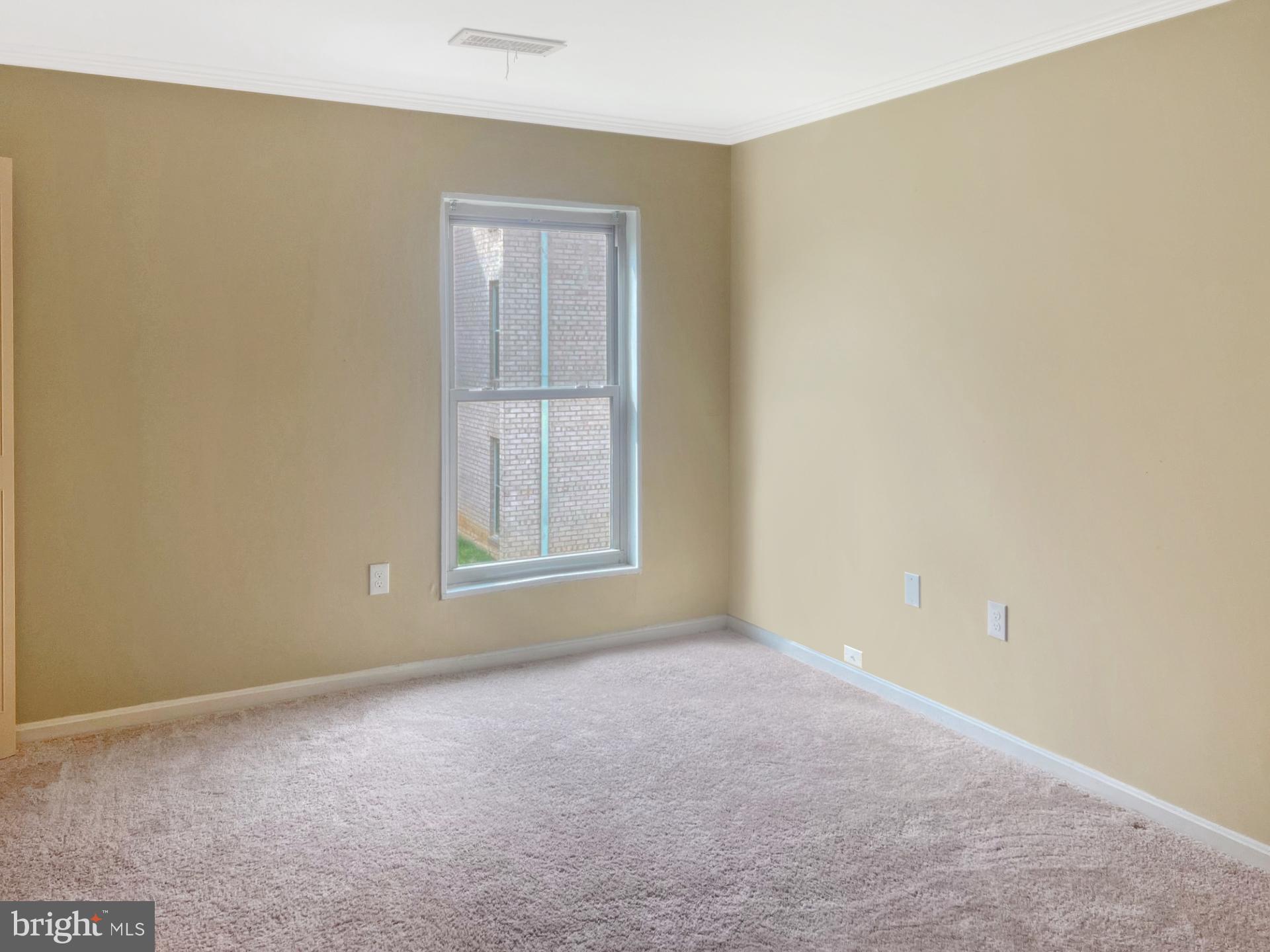 CANTERBURY SQUARE - Residential