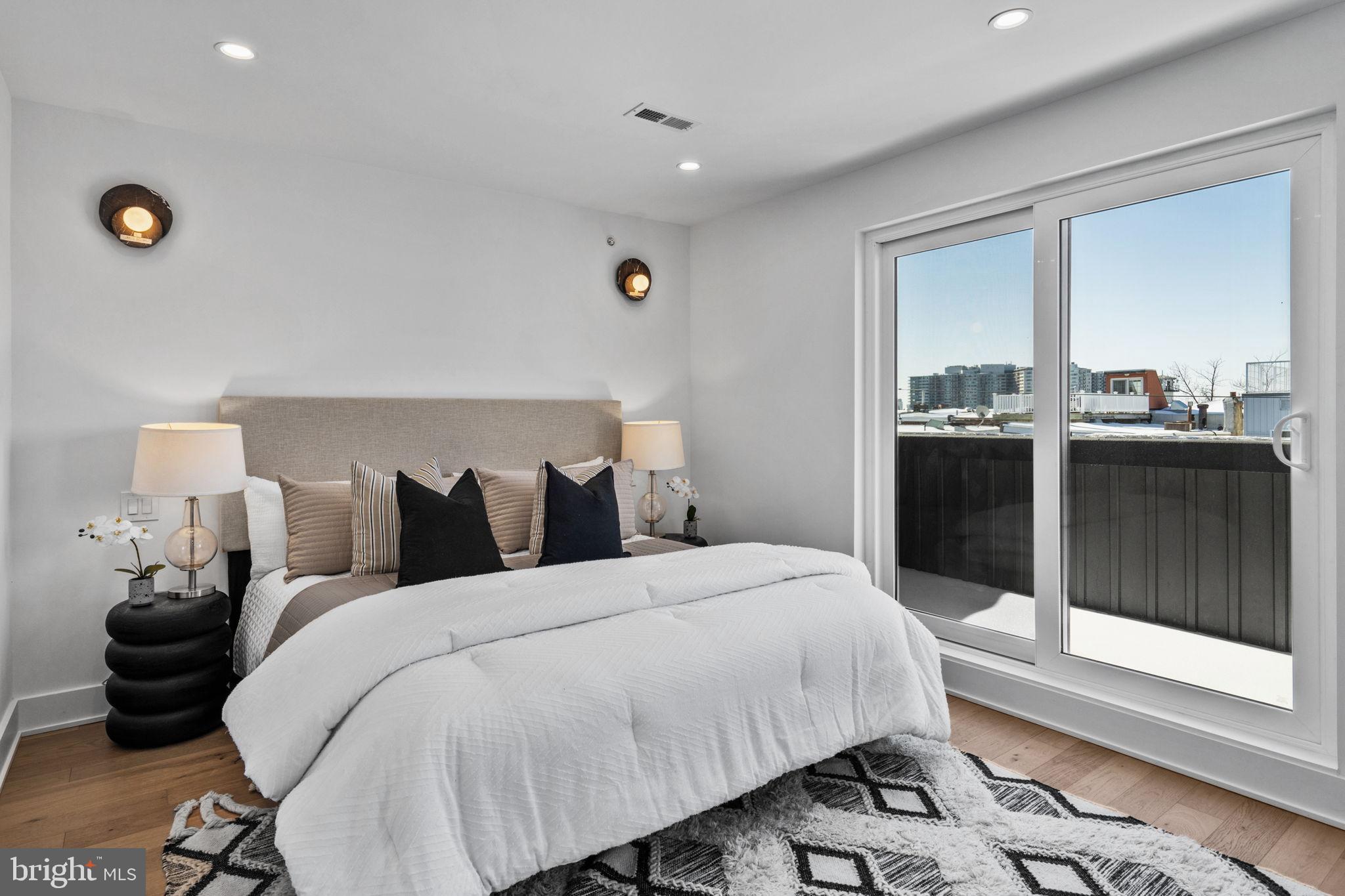 PHILADELPHIA - Residential