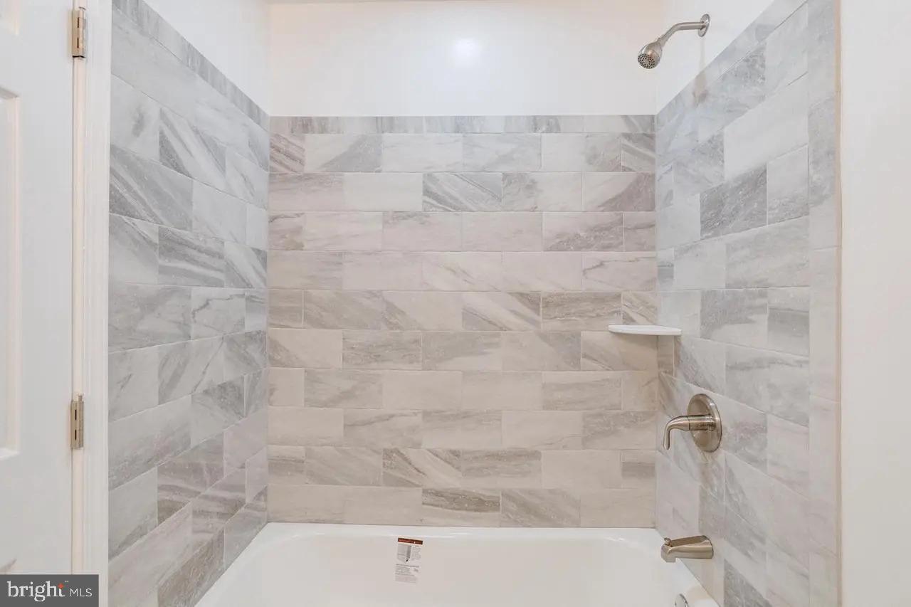 BATTLE GROVE - Residential