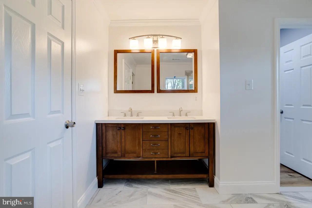 BATTLE GROVE - Residential